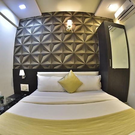 Fabexpress Time Square Hotel Thane Bagian luar foto