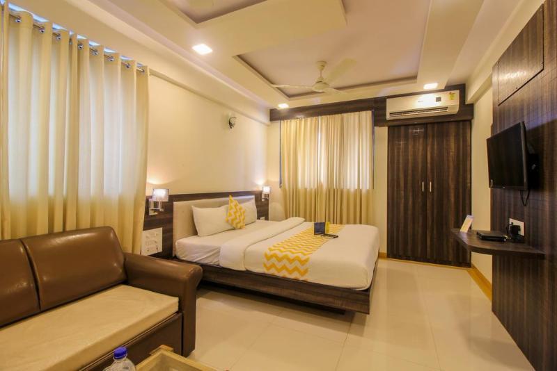 Fabexpress Time Square Hotel Thane Bagian luar foto