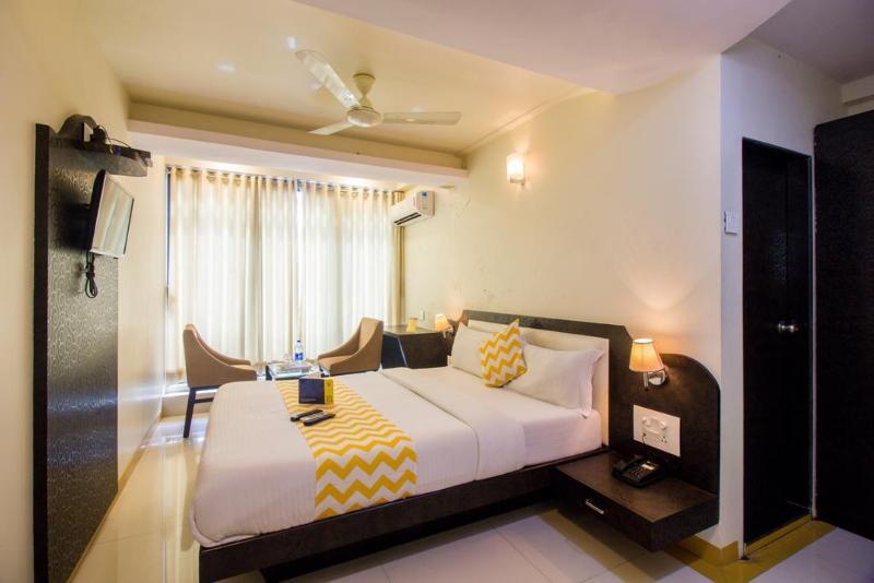 Fabexpress Time Square Hotel Thane Bagian luar foto