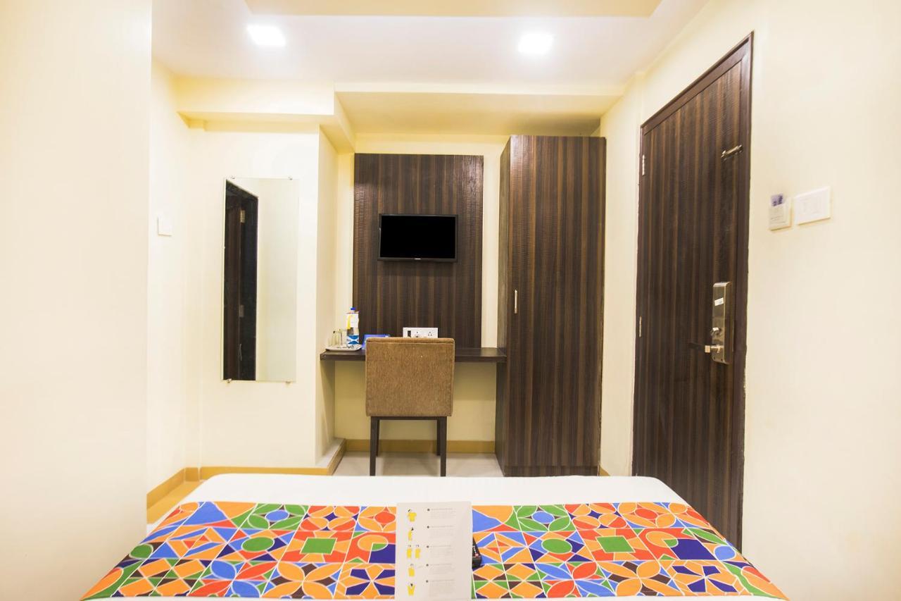 Fabexpress Time Square Hotel Thane Bagian luar foto