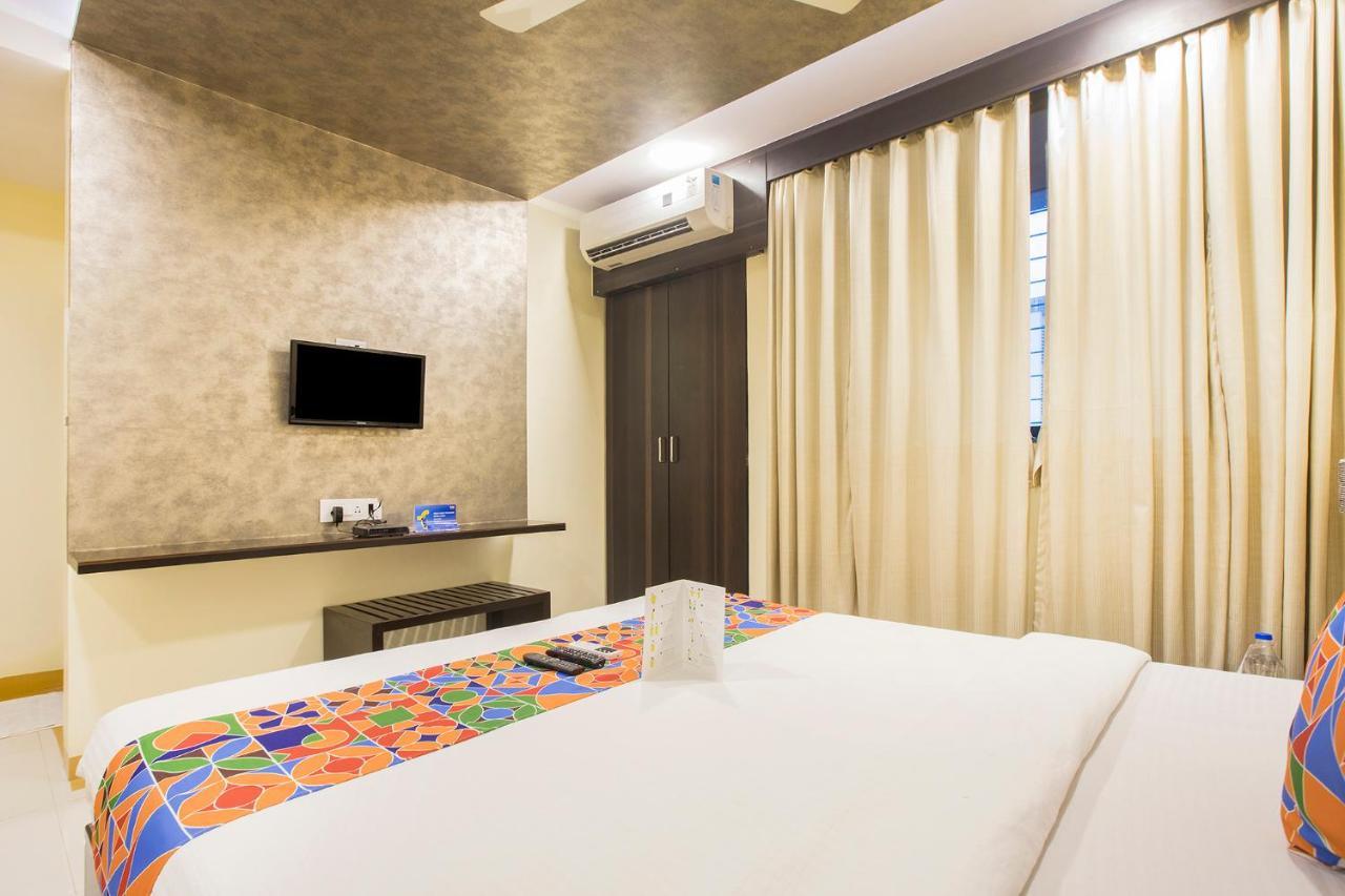 Fabexpress Time Square Hotel Thane Bagian luar foto