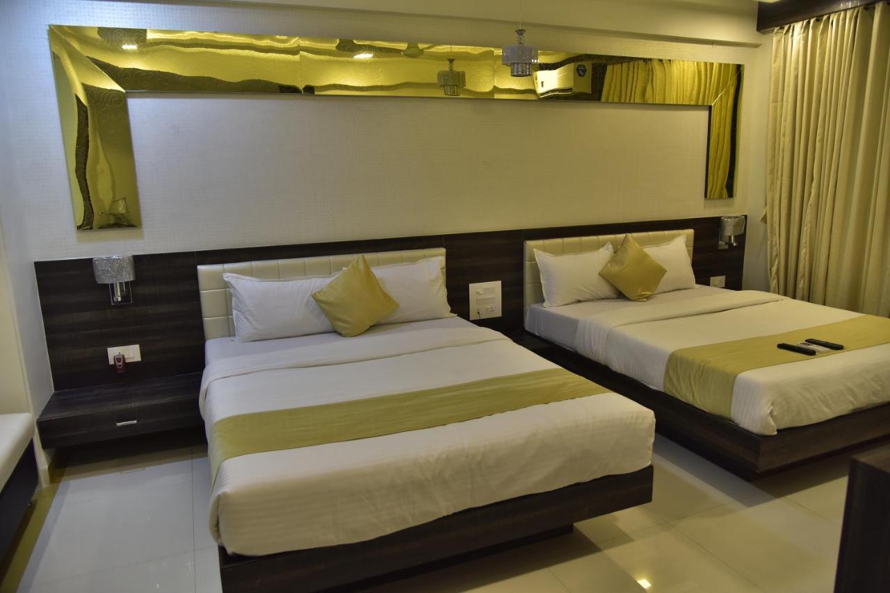 Fabexpress Time Square Hotel Thane Bagian luar foto