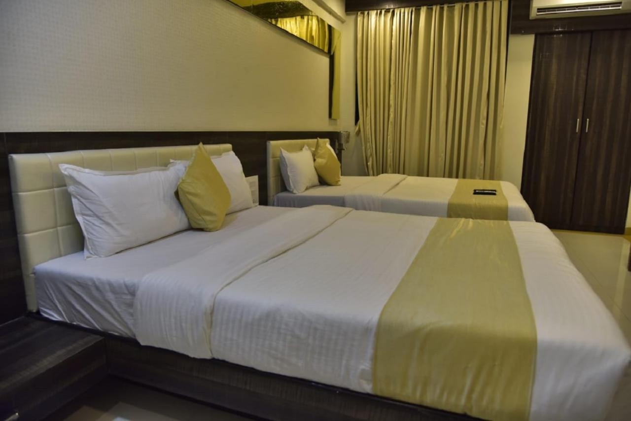 Fabexpress Time Square Hotel Thane Bagian luar foto